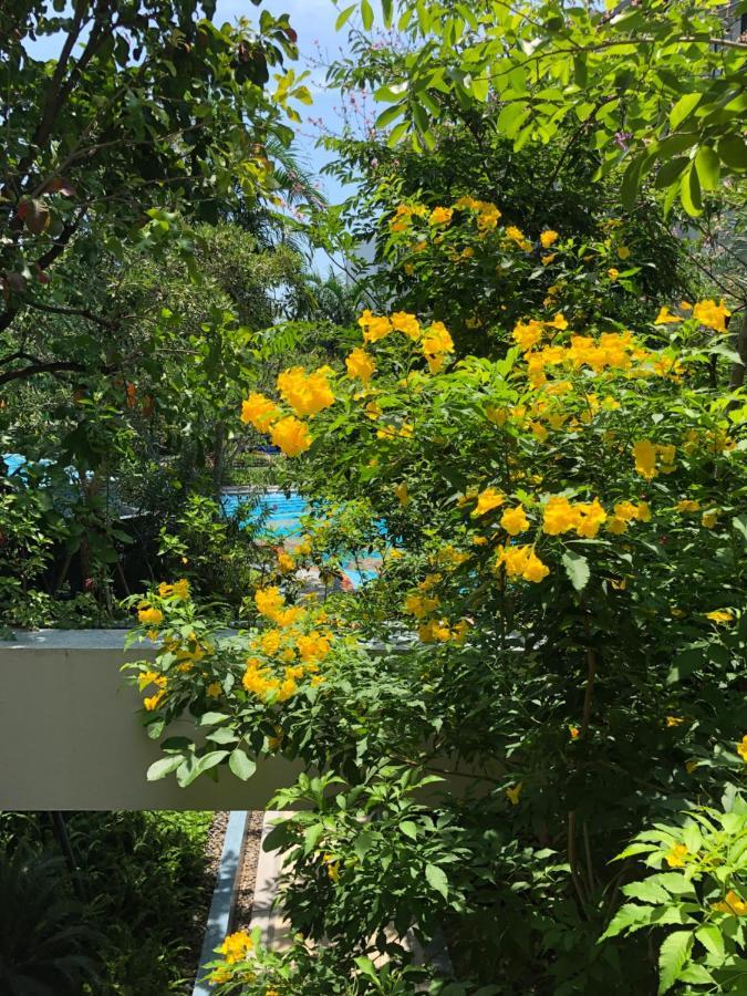 Pool Garden, In Unique La Habana - Hua Hin, Thailand Buitenkant foto